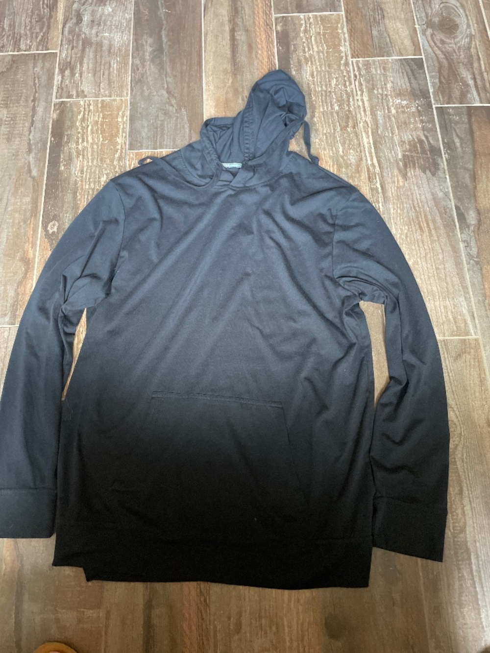 Men’s large Holloway like new hoodie